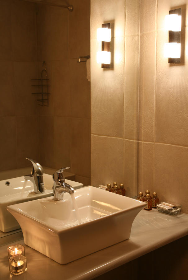 Arhontiko Parnona Hotel Karyes Habitación foto